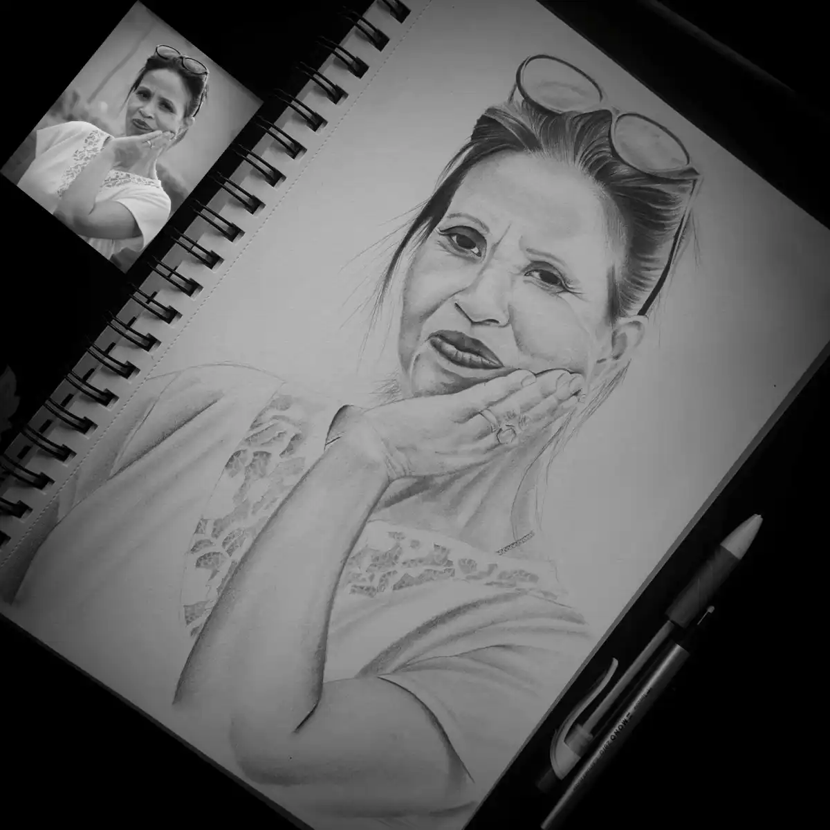 Weekend surprises with live sketching - A3 size (with frame)